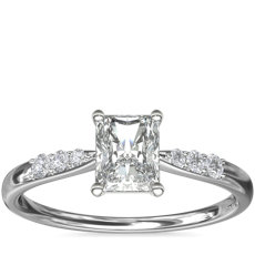 Petite Diamond Engagement Ring in Platinum (1/10 ct. tw.)